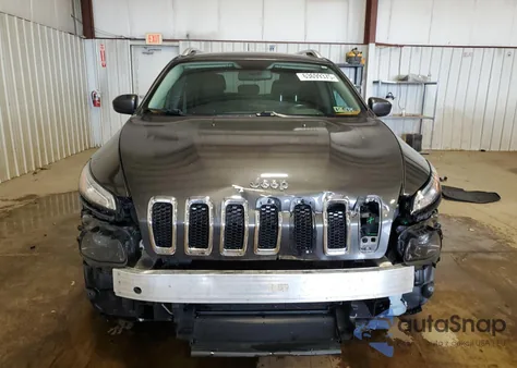 2015 Jeep Cherokee Latitude z USA, uszkodzony, nr VIN 1C4PJMCB6FW541608